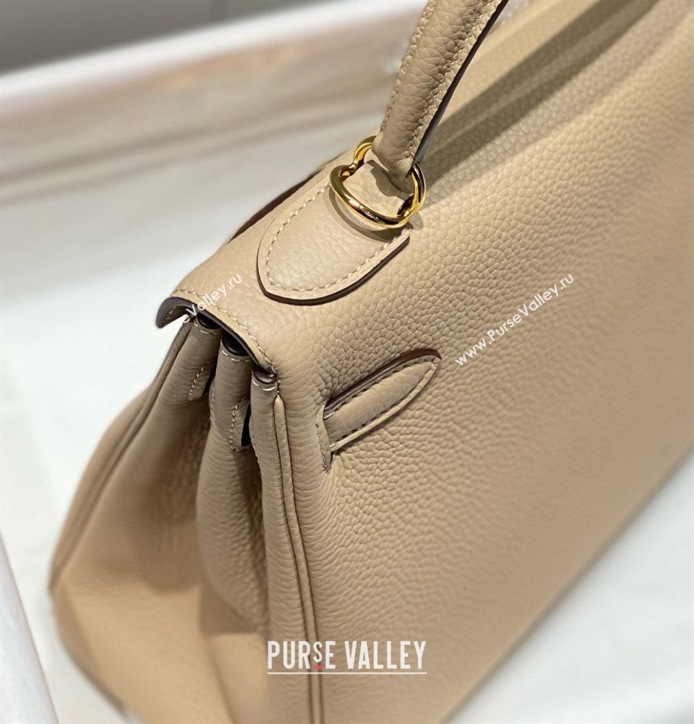 Hermes Kelly 28cm Bag in Togo Leather S2 Trench/Gold 2025 (M-25021201)