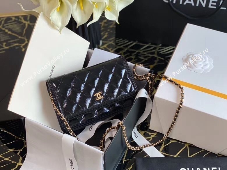 Chanel QShiny Crumpled Calfskin Walle on Chain Black 2020 (JY-20112039)