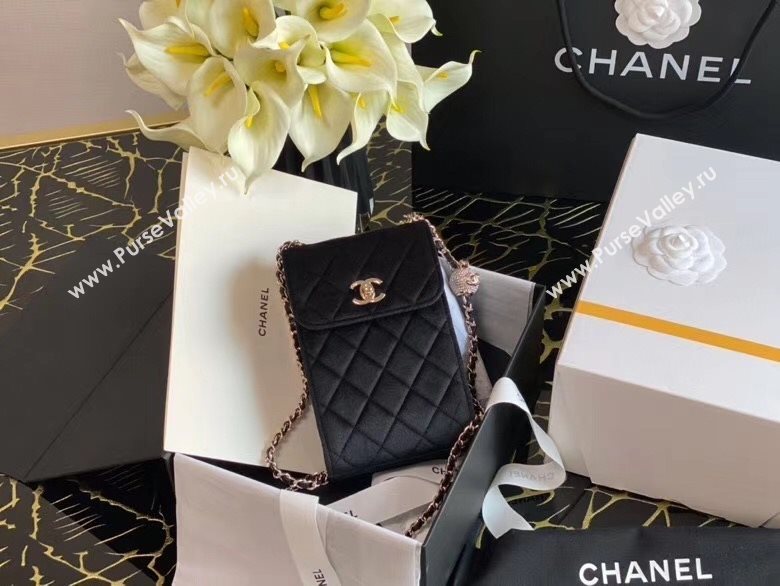 Chanel Velvet Phone Holder with Chain and Crystal Ball Black 2020 (JY-20112043)
