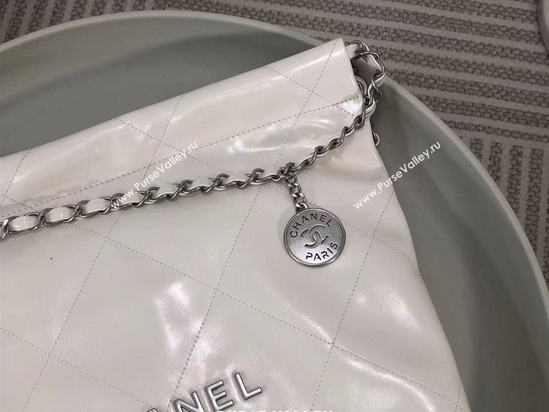 Chanel 22 Small Bag in Shiny Calfskin AS3260 SM01 White/Silver 2024 (SM-24062418)