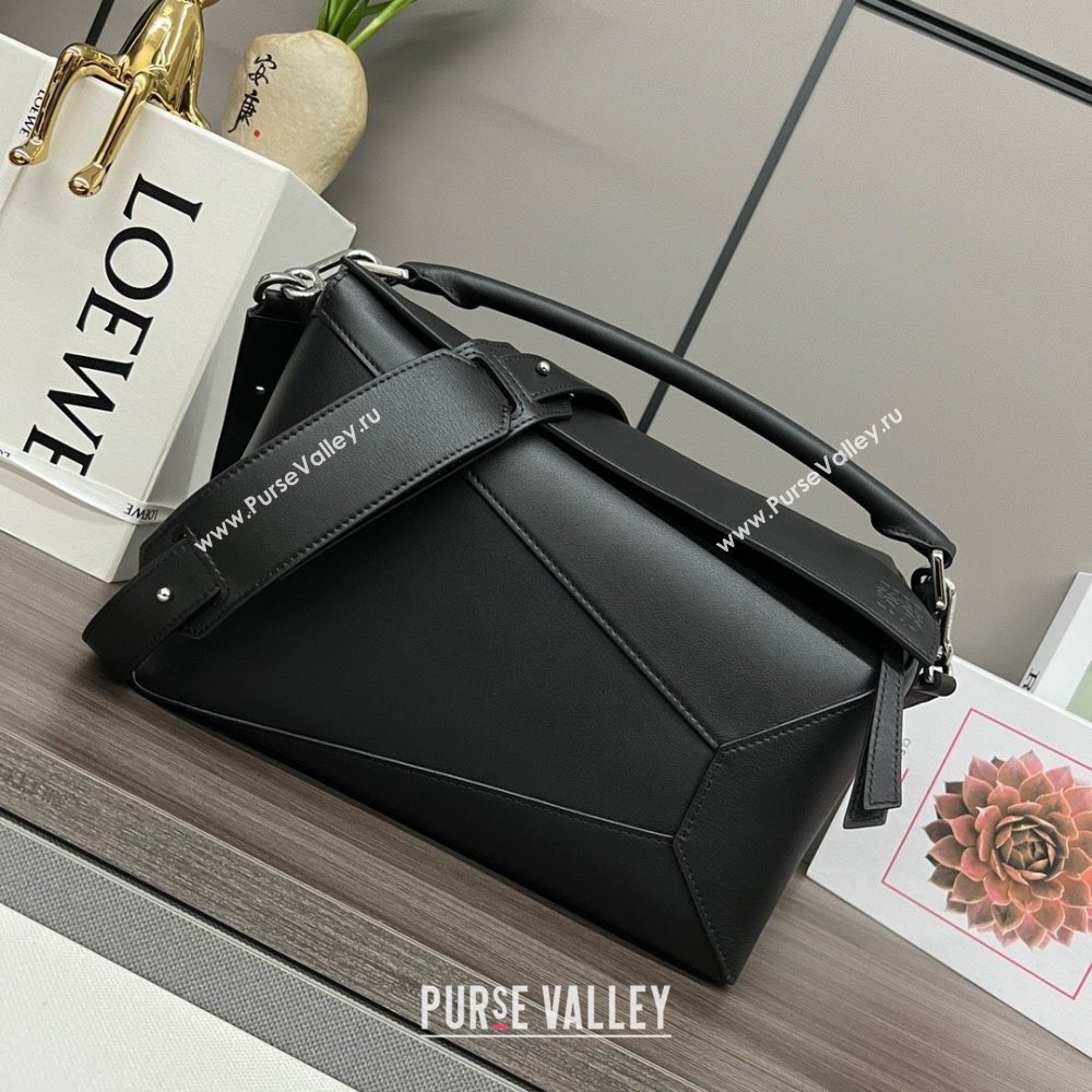 Loewe Puzzle Medium Bag in Smooth Calfskin 062329 Black 2024 (MHUI-24120509)