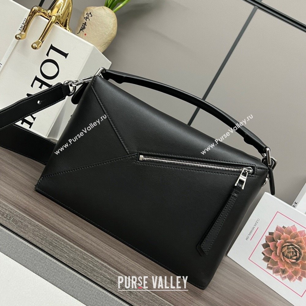 Loewe Puzzle Medium Bag in Smooth Calfskin 062329 Black 2024 (MHUI-24120509)