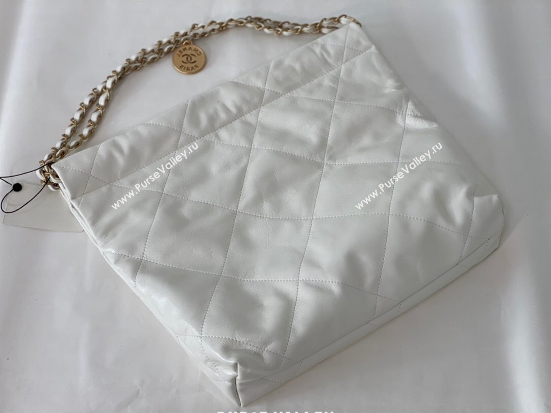 Chanel 22 Small Bag in Shiny Calfskin AS3260 SM04 White/Black 2024 (SM-24062421)