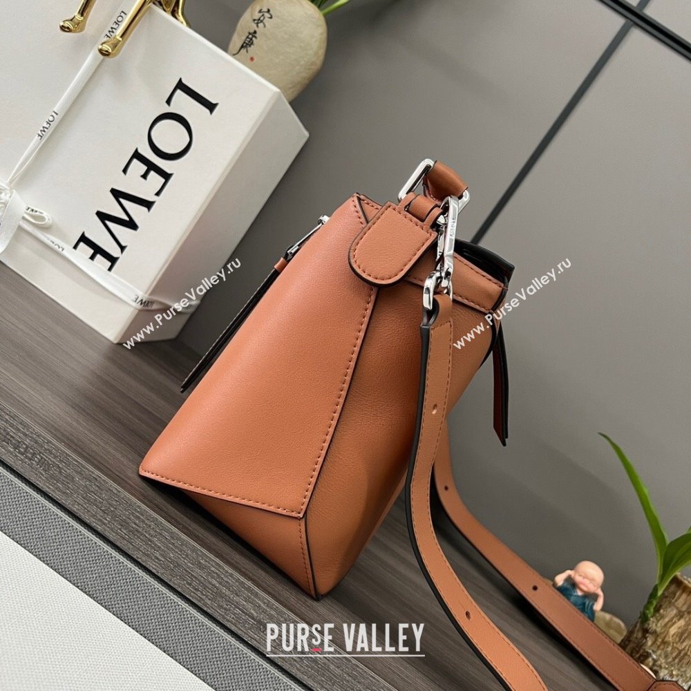 Loewe Puzzle Medium Bag in Smooth Calfskin 062329 Brown 2024 (MHUI-24120512)