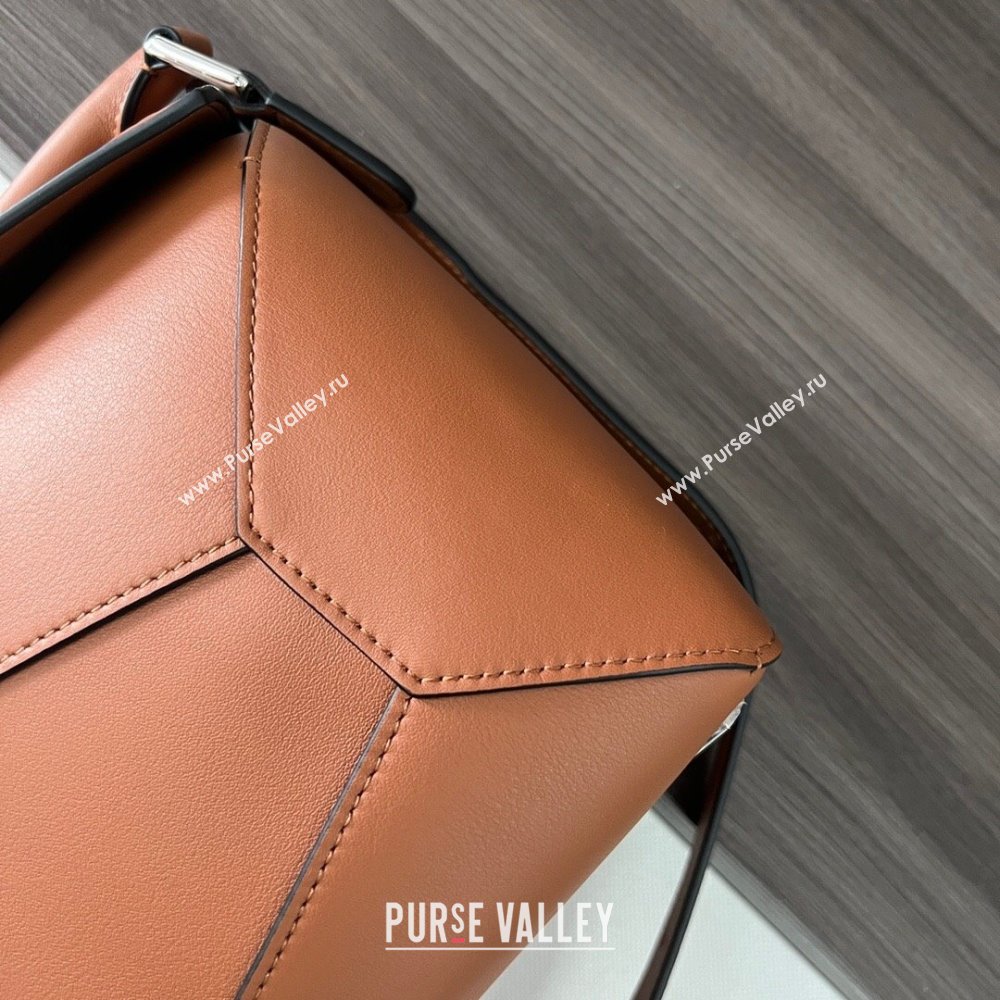 Loewe Puzzle Medium Bag in Smooth Calfskin 062329 Brown 2024 (MHUI-24120512)