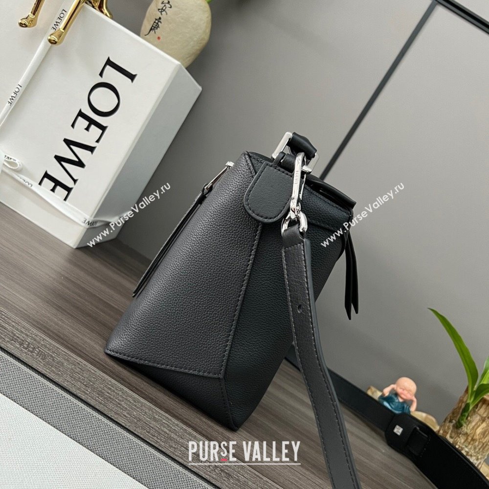 Loewe Puzzle Medium Bag in Litchi-Grained Calfskin 062329 Black 2024 (MHUI-24120513)