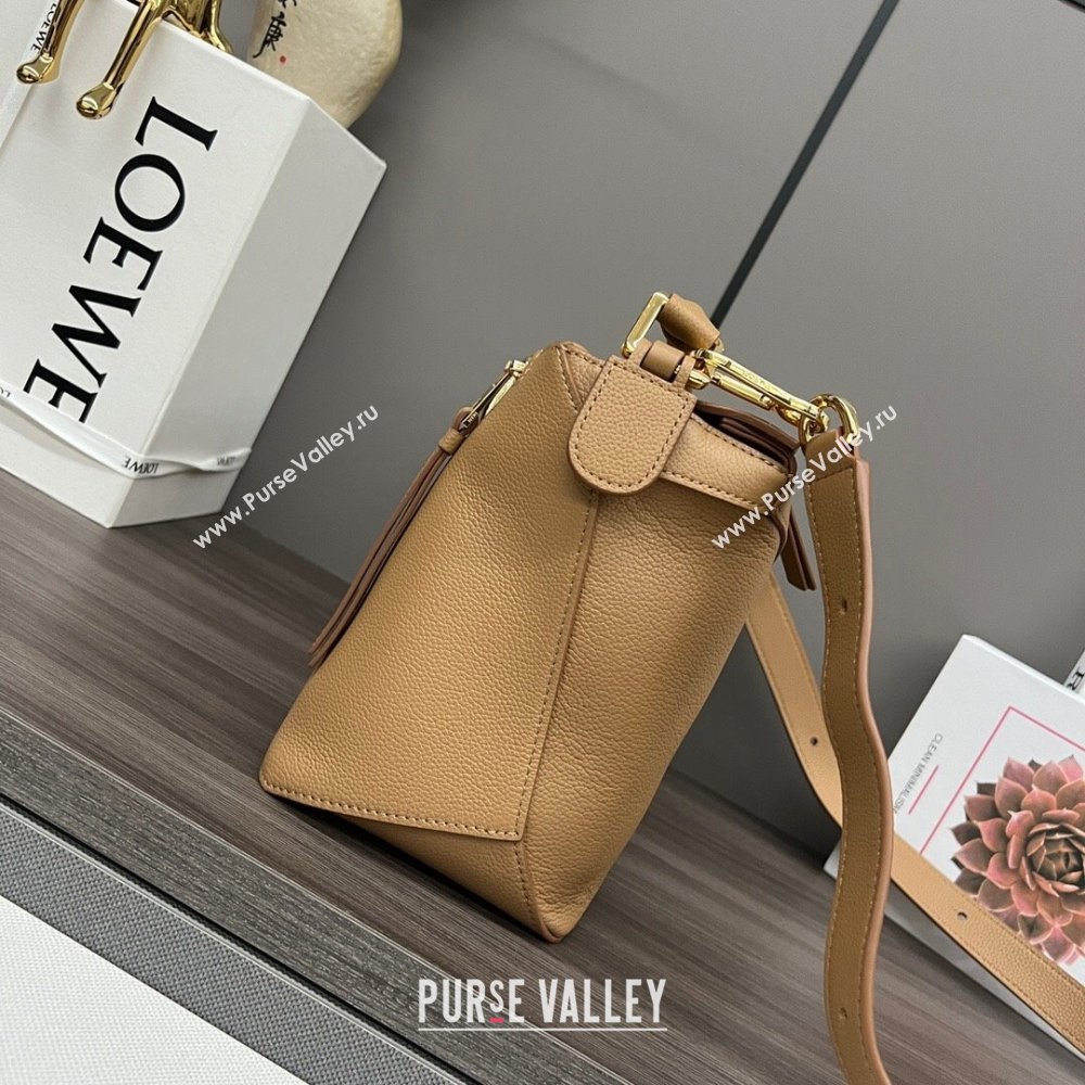 Loewe Puzzle Medium Bag in Litchi-Grained Calfskin 062329 Toffee 2024 (MHUI-24120514)