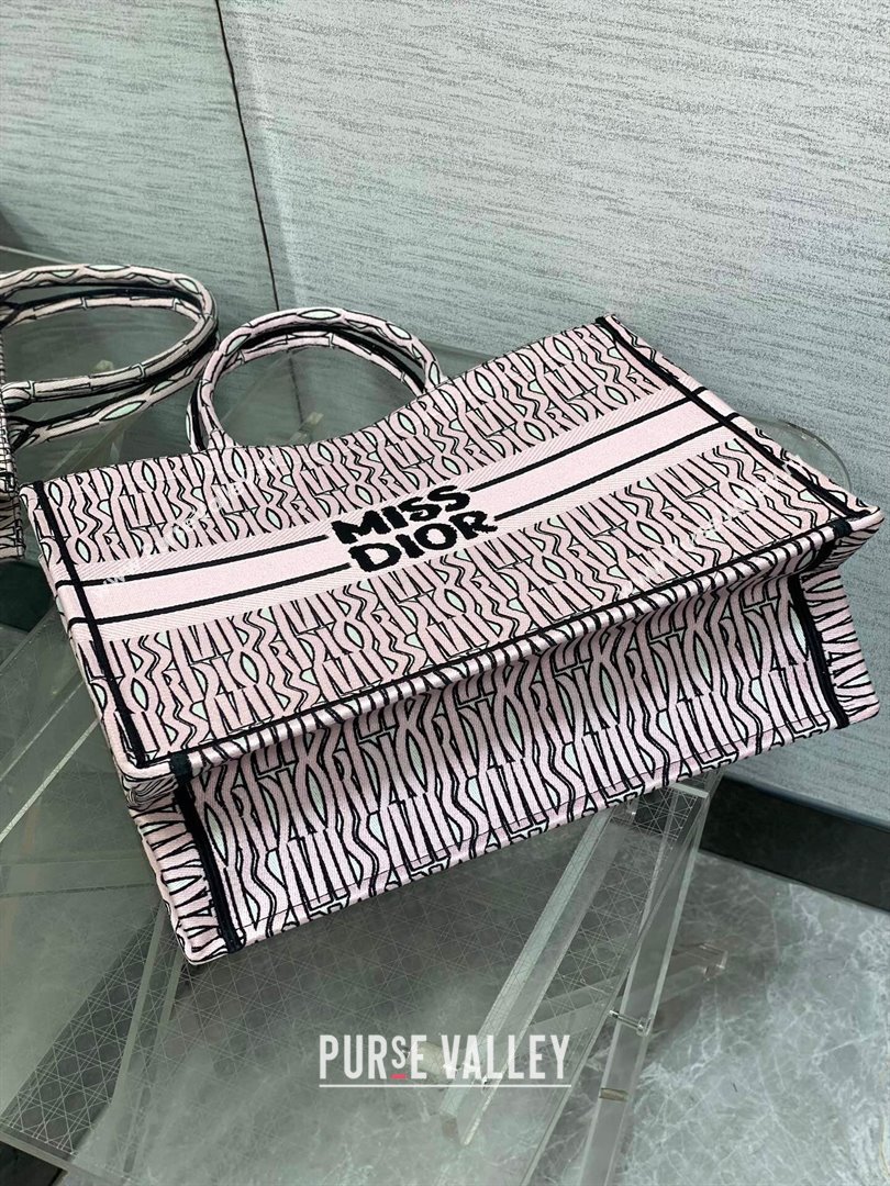 Dior Large Book Tote Bag in Pale Pink and Black Miss Dior Allover Embroidery 2024 (XXG-24081326)