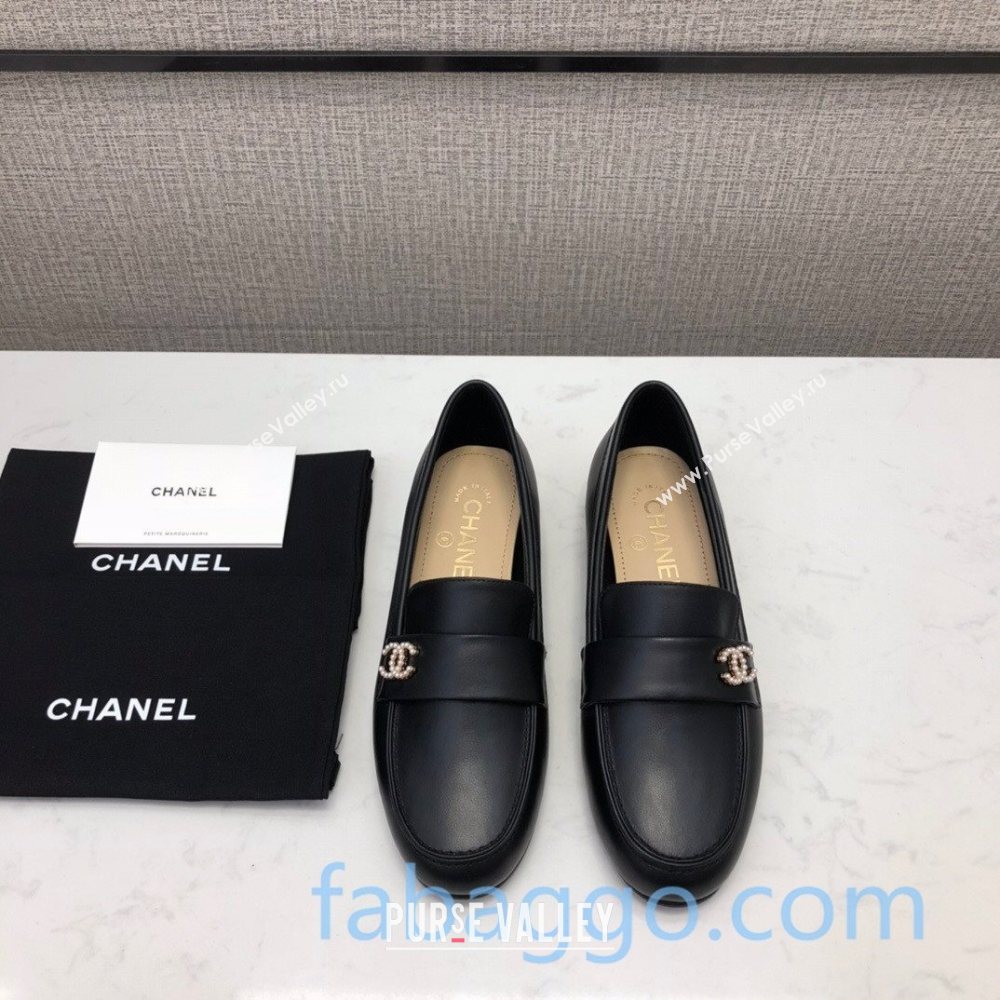 Chanel Lambskin Pearl CC Flat Loafers Black Leather 2020 (DLY-20082833)