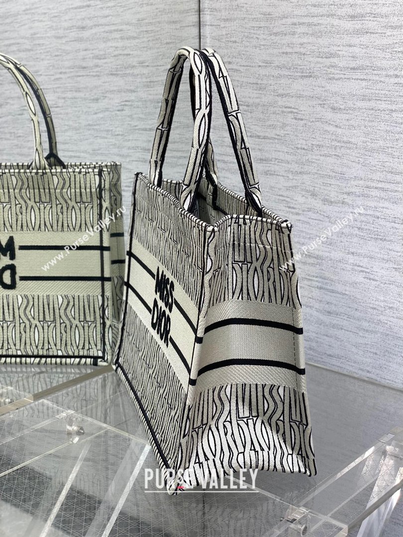 Dior Medium Book Tote Bag in Beige and Black Miss Dior Allover Embroidery 2024 (XXG-24081328)