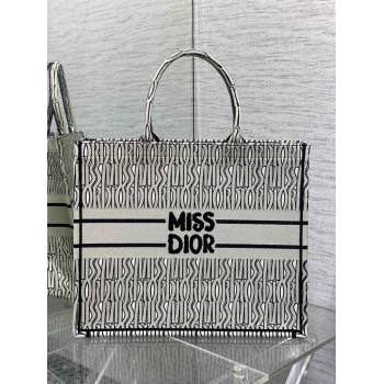 Dior Large Book Tote Bag in Beige and Black Miss Dior Allover Embroidery 2024 (XXG-24081329)