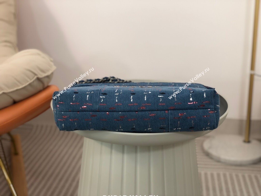 Chanel 22 Bag in Denim and Sequines AS3261 Blue 2024 (SM-24062503)