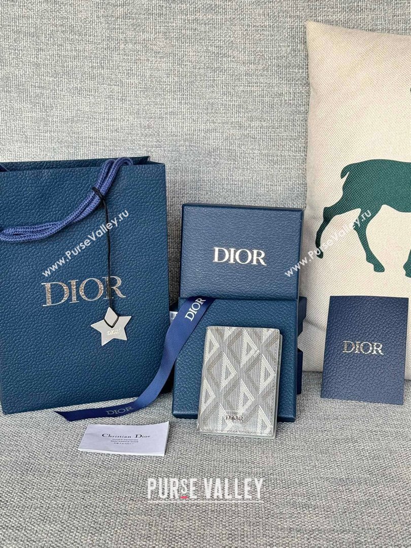 Dior Essentials Bi-Fold Card Holder Gray CD Diamond Canvas 2024 (DMZ-2411110)