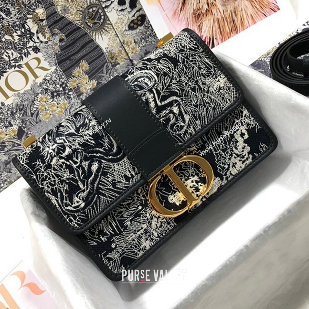 Dior 30 Montaigne Bag in Navy Blue Toile de Jouy Embroidery 2021 M9203 (XXG-21080301)