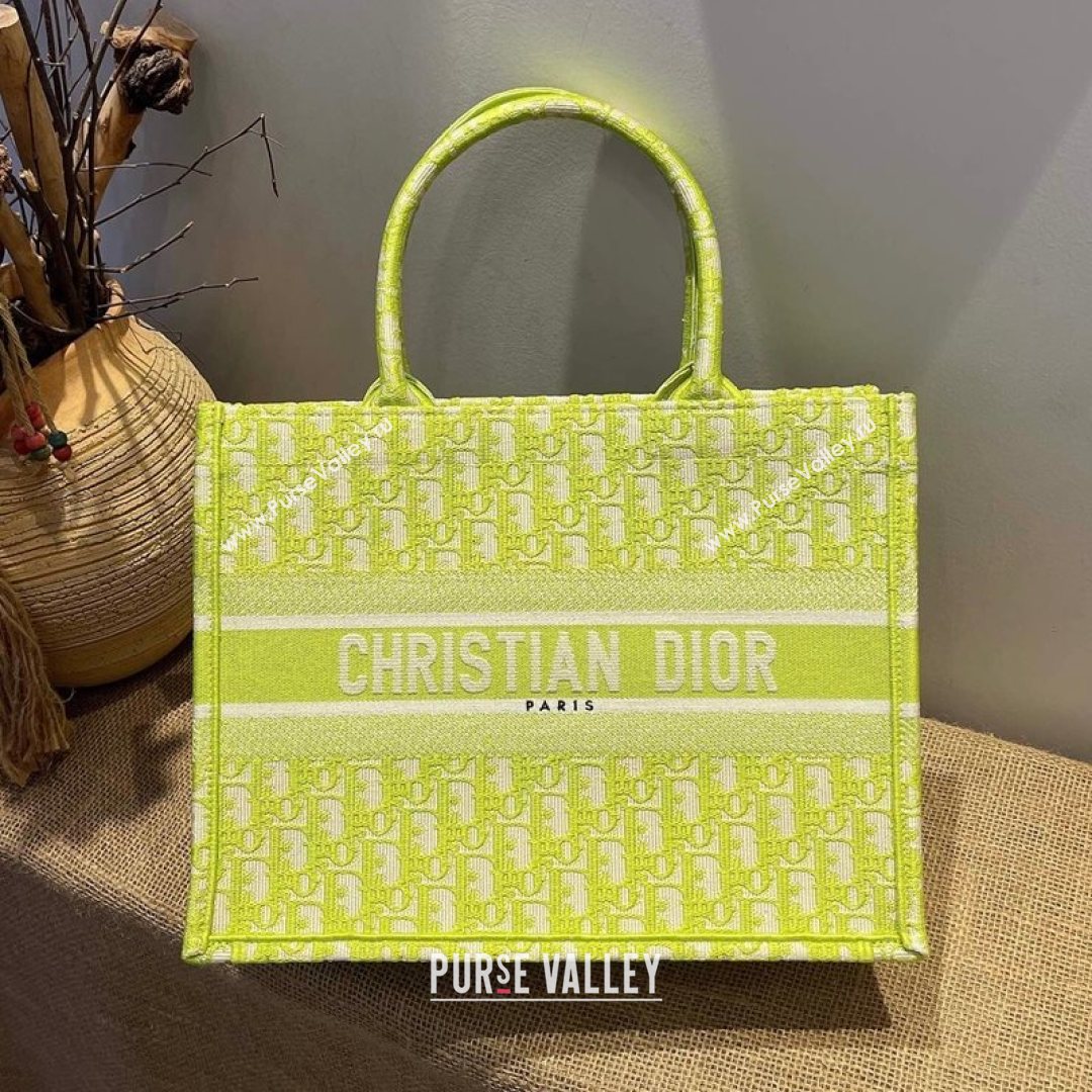 Dior Small Book Tote Bag in Yellow Oblique Embroidered Canvas 2021 M1286  (XXG-21080306)