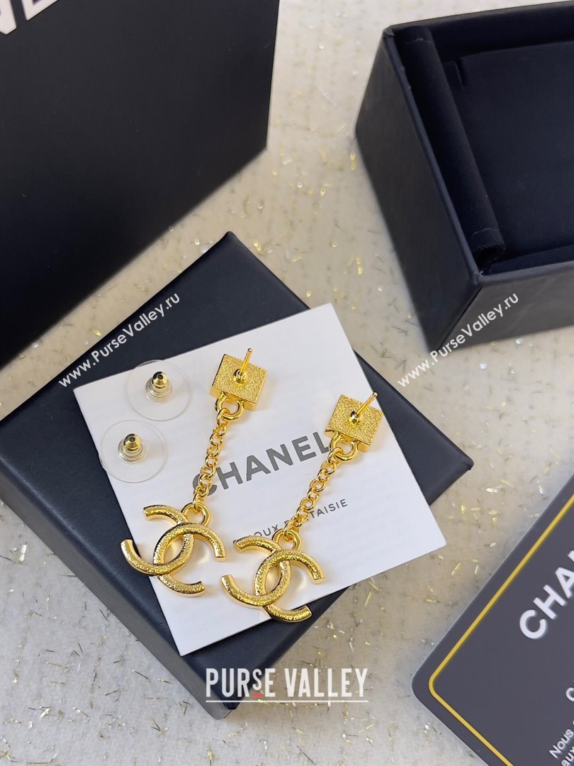 Chanel Earring CH050830 White/Black 2024 (YF-24050830)