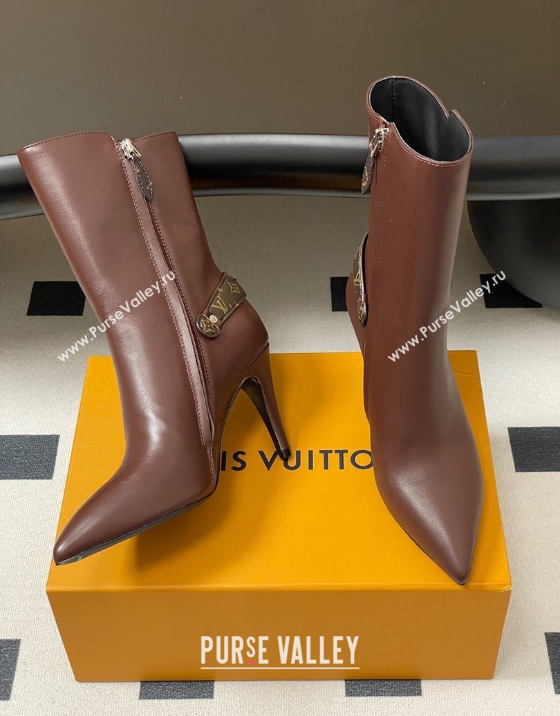 Louis Vuitton Legacy Heel Ankle Boots 9.5cm in Calf Leather with Back Strap Brown 2025 1AIEUG (MD-251021098)
