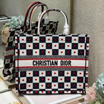 Dior Large Book Tote Bag in D-Chess Heart Embroidery 2021 M1286 (XXG-21080317)