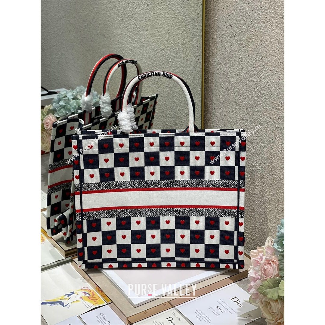 Dior Large Book Tote Bag in D-Chess Heart Embroidery 2021 M1286  (XXG-21080317)