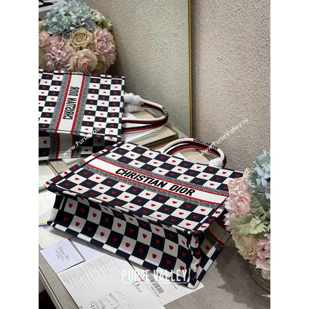 Dior Large Book Tote Bag in D-Chess Heart Embroidery 2021 M1286  (XXG-21080317)