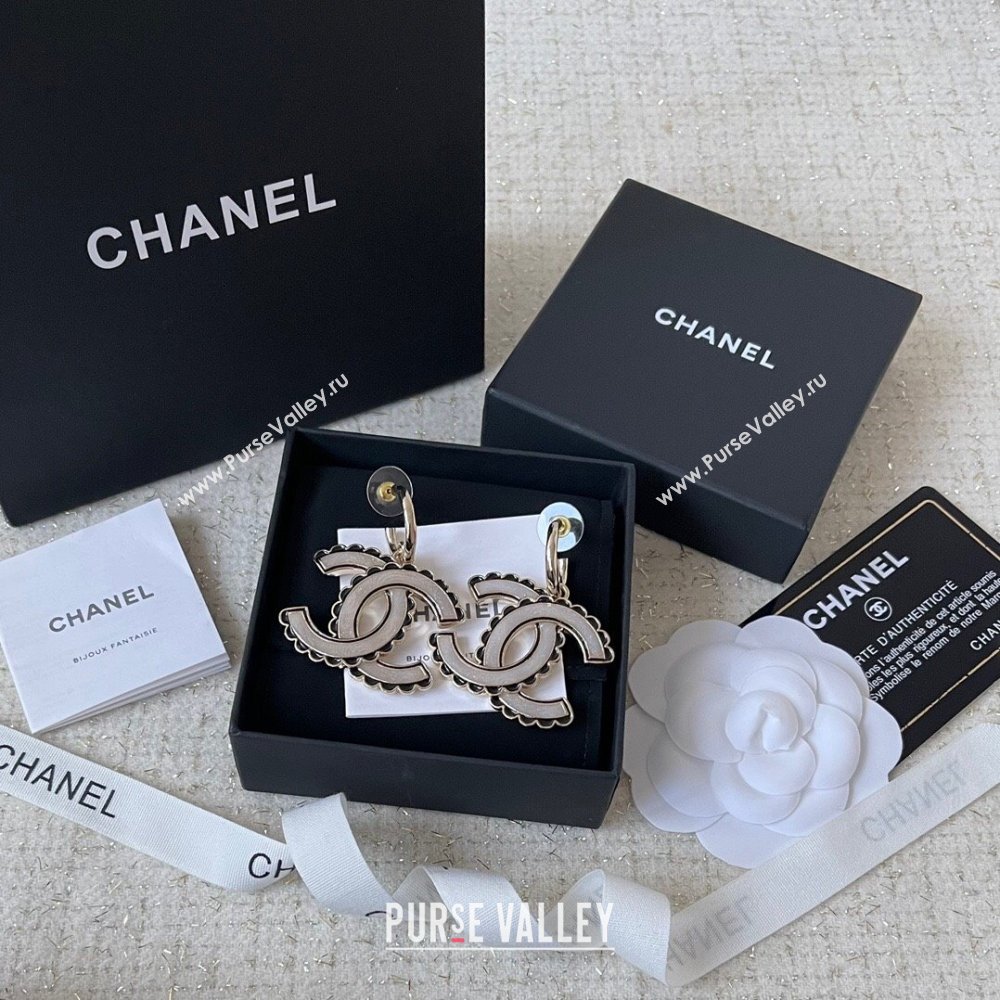 Chanel Clip-on Pendants Earrings CH101027 Gold/Black 2024 (YF-24101027)