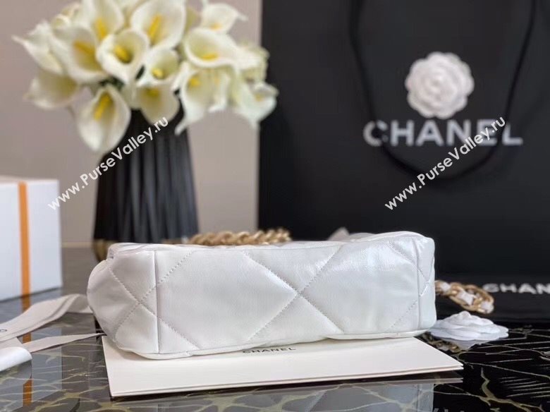 Chanel Shiny Crumpled Calfskin Chanel 19 Small/Large Flap Bag AS1160/AS1161 White 2020 (JY-20112049)