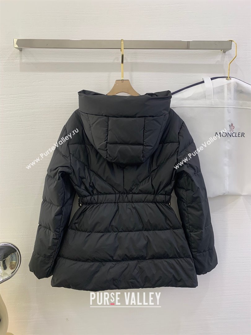 Moncler Down Jacket with Belt M112918 Black 2024 (Q-24112918)