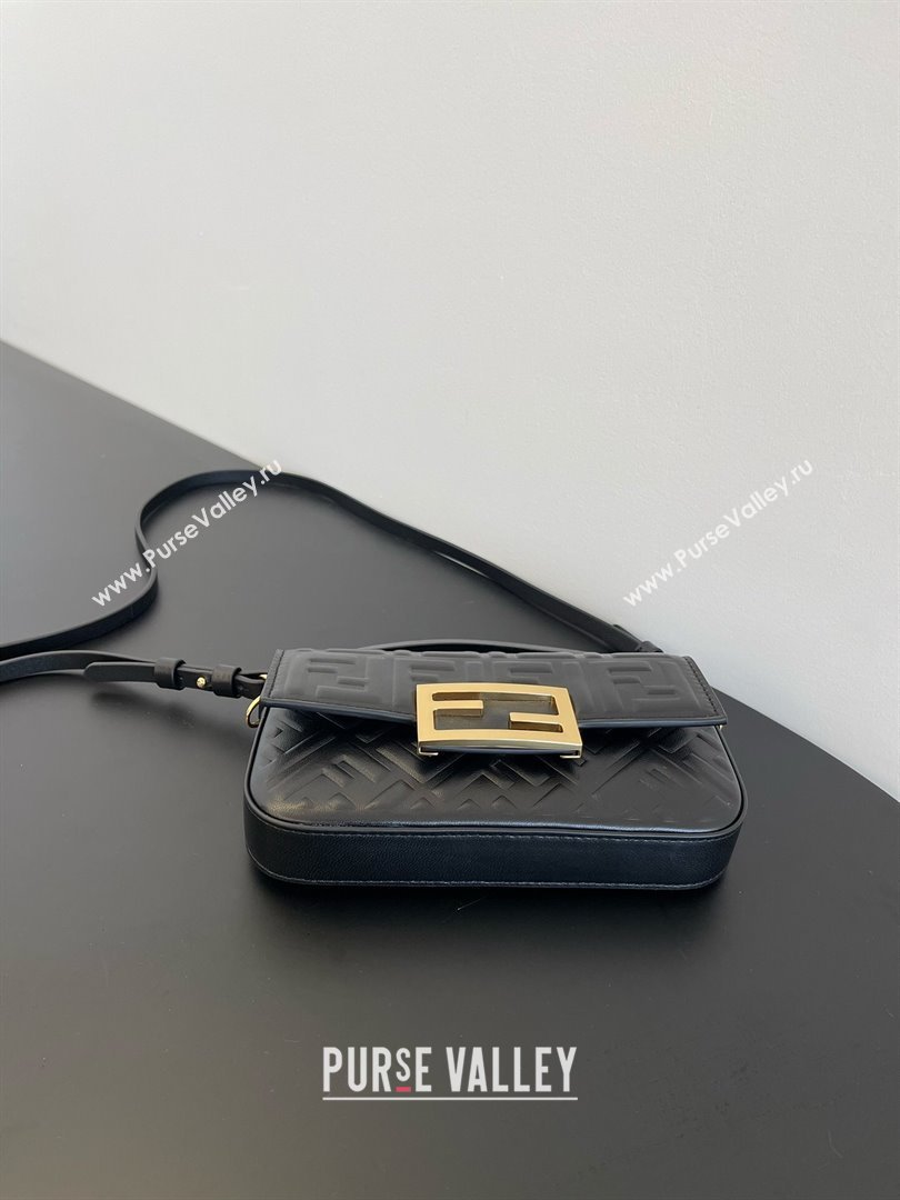 Fendi Baguette Phone Bag in Calf Leather Black 2024 (AF-24031102)