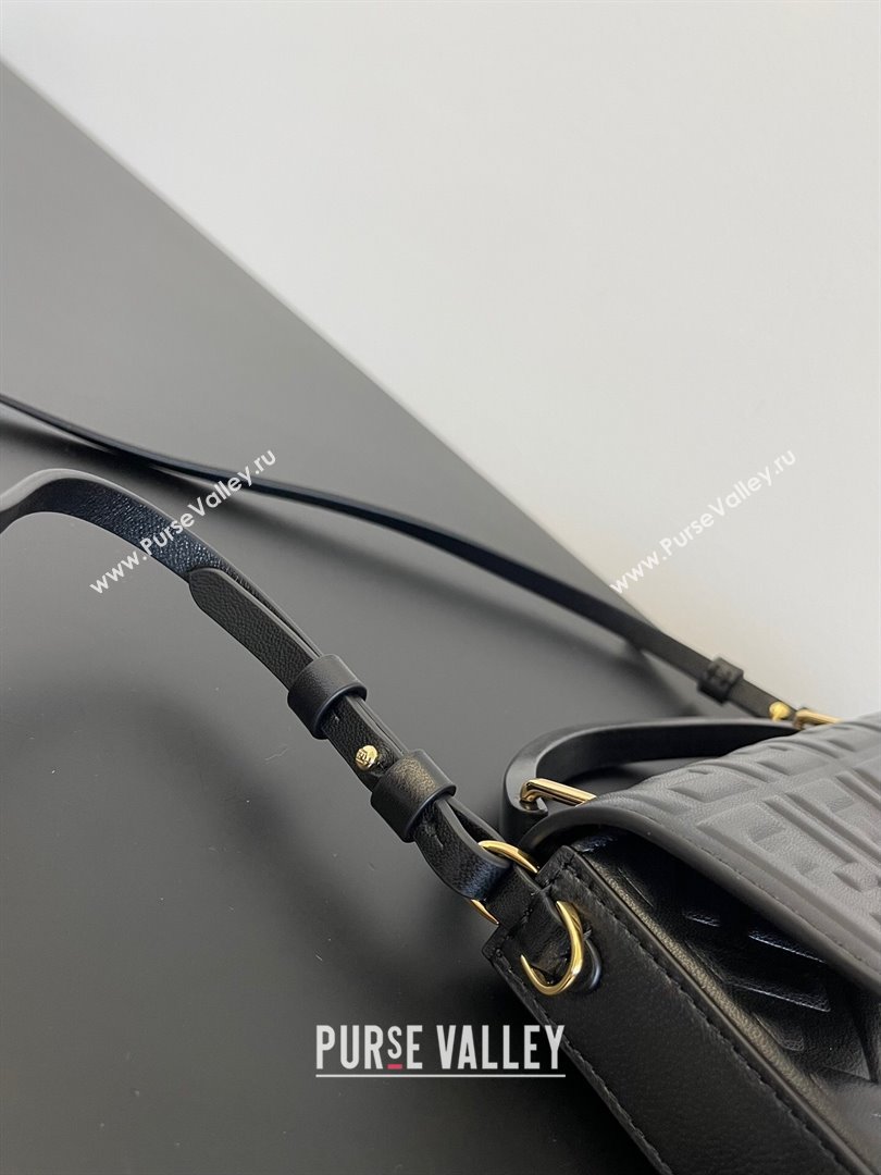 Fendi Baguette Phone Bag in Calf Leather Black 2024 (AF-24031102)