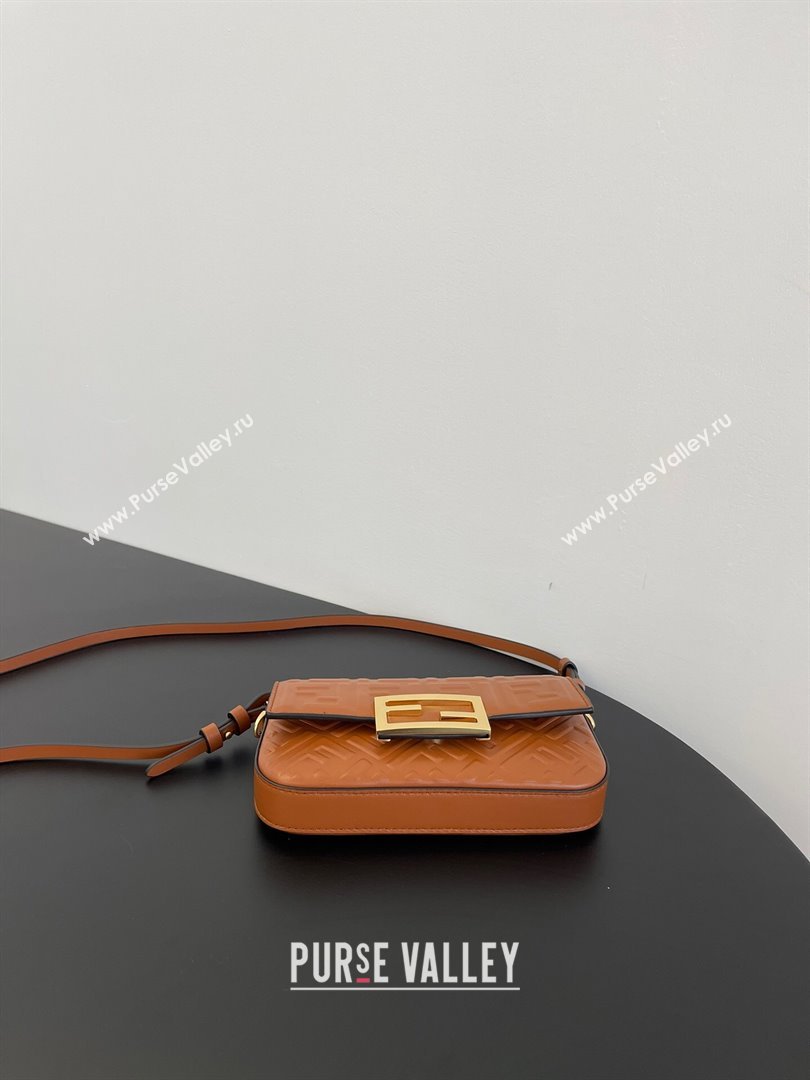 Fendi Baguette Phone Bag in Calf Leather Brown 2024 (AF-24031103)