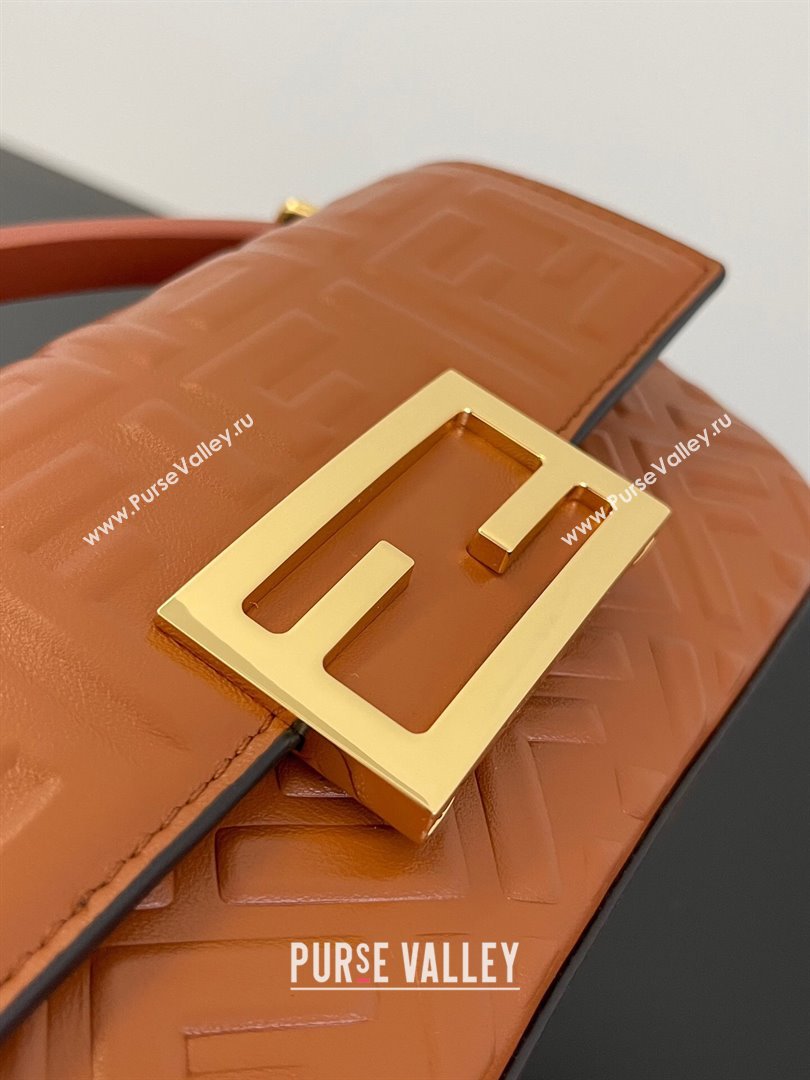 Fendi Baguette Phone Bag in Calf Leather Brown 2024 (AF-24031103)