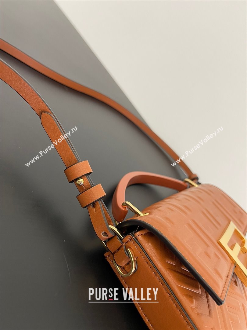 Fendi Baguette Phone Bag in Calf Leather Brown 2024 (AF-24031103)