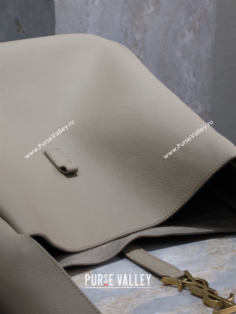 Saint Laurent LE 5 À 7 Supple Large Bucket Bag in Smooth Leather 753837 Grey 2023 (MHUI-24050731)