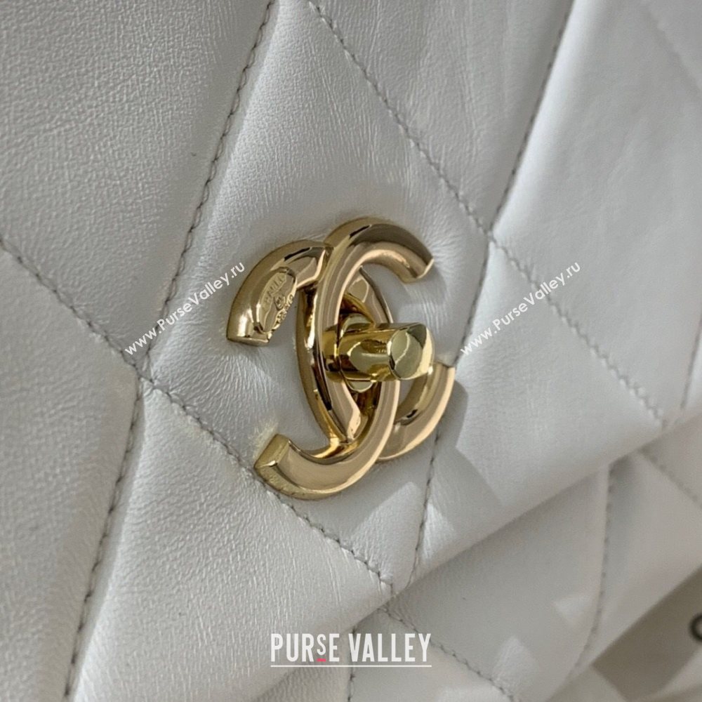 Chanel Quilted Lambskin Flap Bag AS2300 White 2020 (JY-20121521)