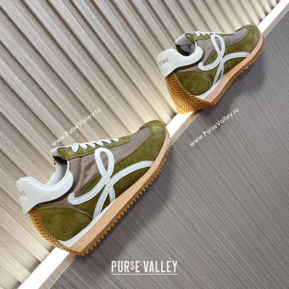 Loewe Flow Runner Sneakers in Nylon and Suede L81509 Green/White 2024 (BLD-24081509)