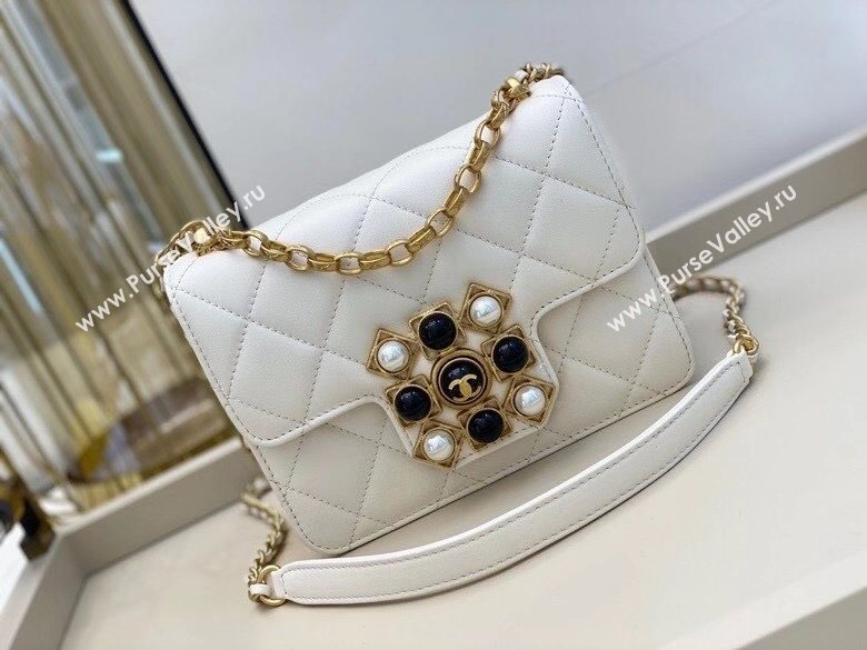 Chanel Quilted Calfskin Flap Bag with Resin Stone Charm AS1889 White 2020 TOP (SMJD-20112111)