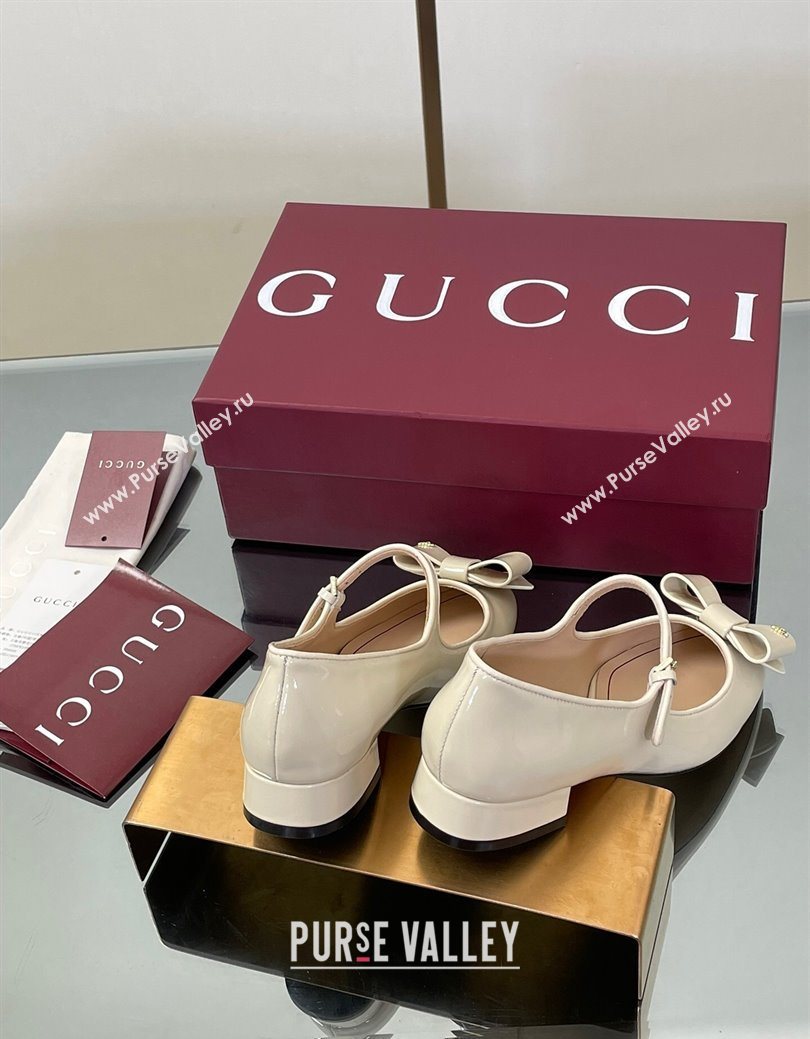 Gucci Bow Mary Jane Ballet Flats in Patent Leather White 2025 835748 (MD-250828029)