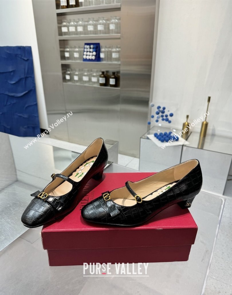 Valentino Bowow Decollete Pumps 5cm in Crocodile-Effect Printed Calfskin Black 2025 (XL-250428063)