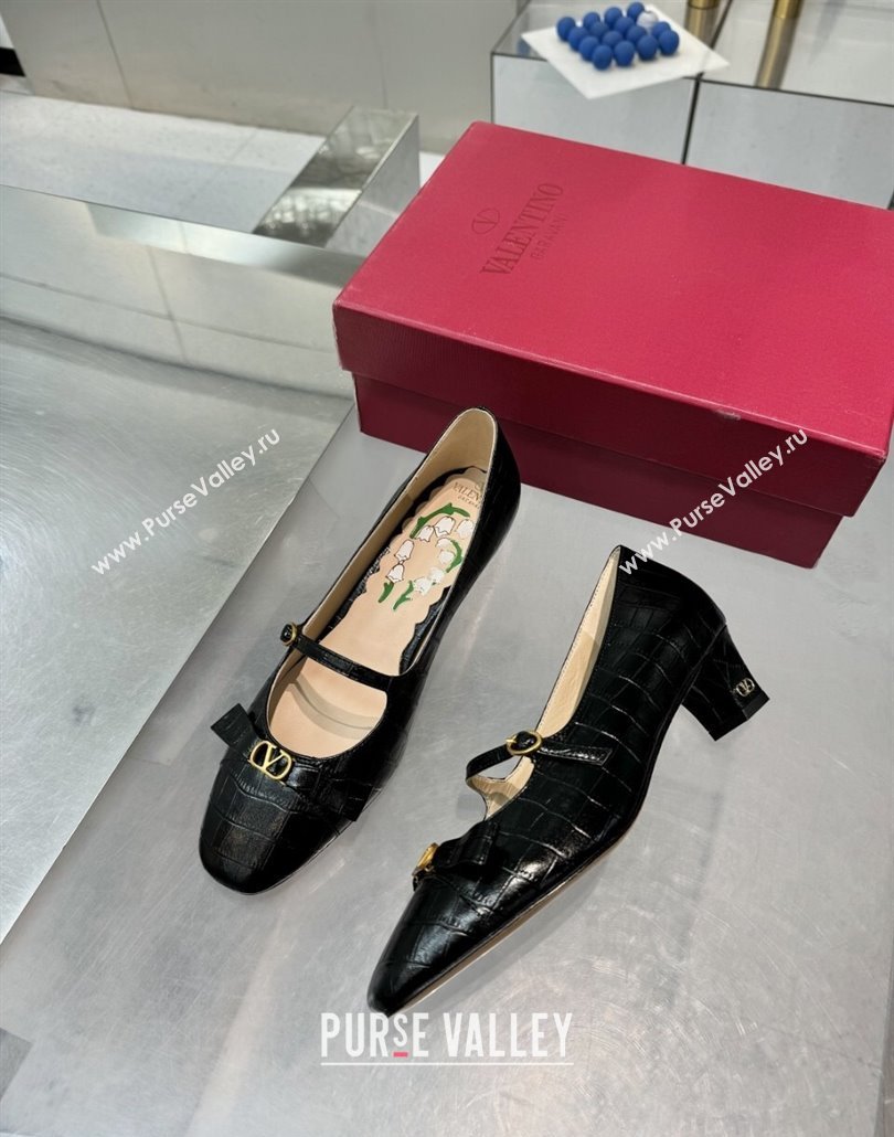 Valentino Bowow Decollete Pumps 5cm in Crocodile-Effect Printed Calfskin Black 2025 (XL-250428063)