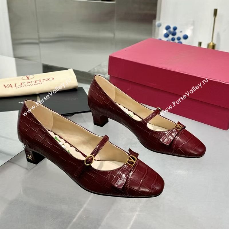 Valentino Bowow Decollete Pumps 5cm in Crocodile-Effect Printed Calfskin Dark Burgundy 2025 (XL-250428064)