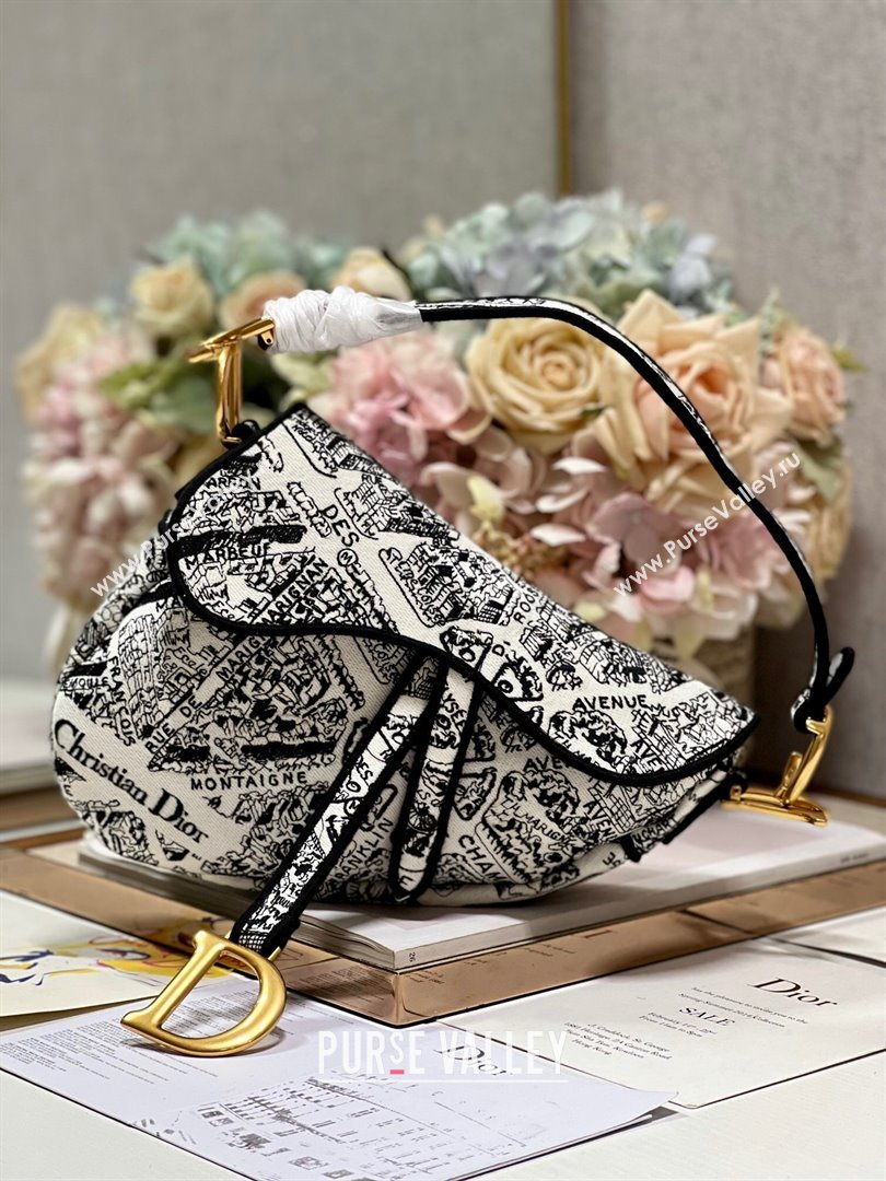 Dior Medium Saddle Bag in Plan De Paris Embroidery M0158L White/Black 2024 (DL-24081601)