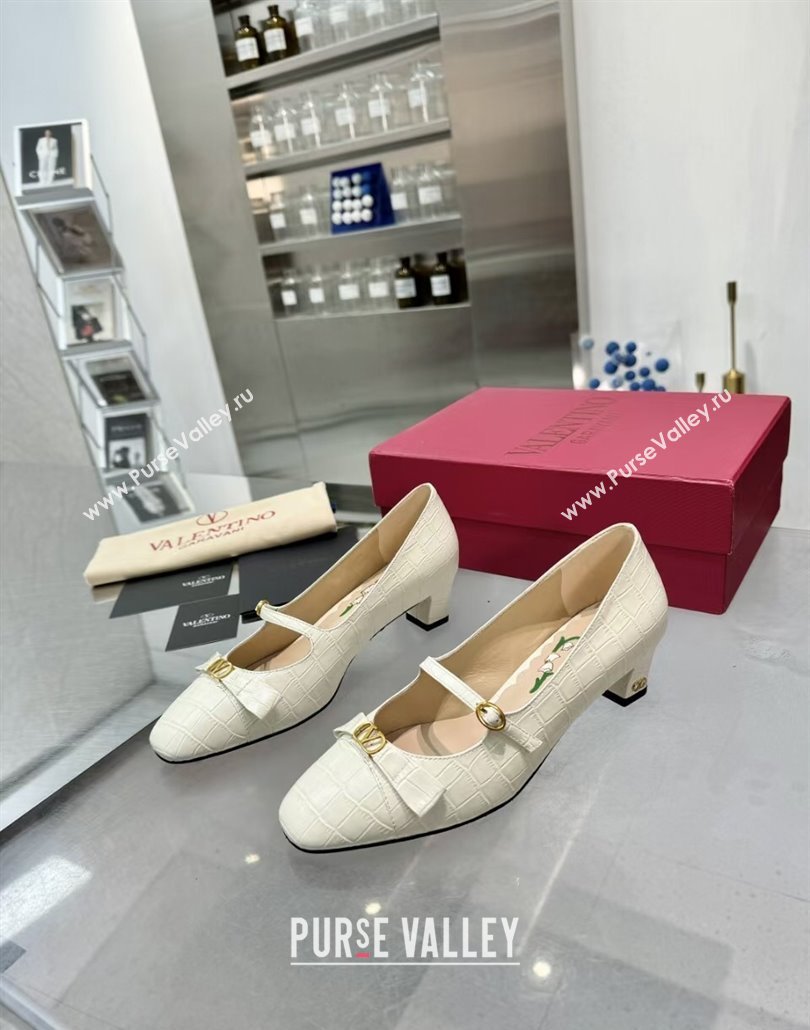 Valentino Bowow Decollete Pumps 5cm in Crocodile-Effect Printed Calfskin White 2025 (XL-250428066)