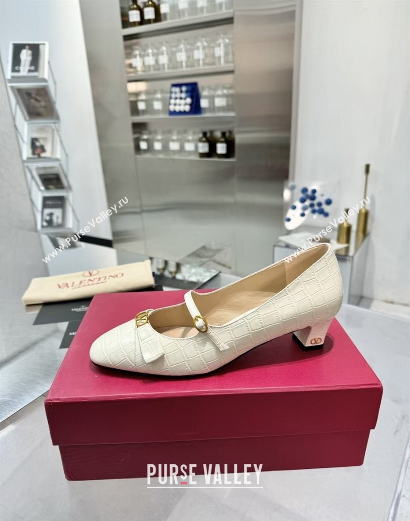 Valentino Bowow Decollete Pumps 5cm in Crocodile-Effect Printed Calfskin White 2025 (XL-250428066)