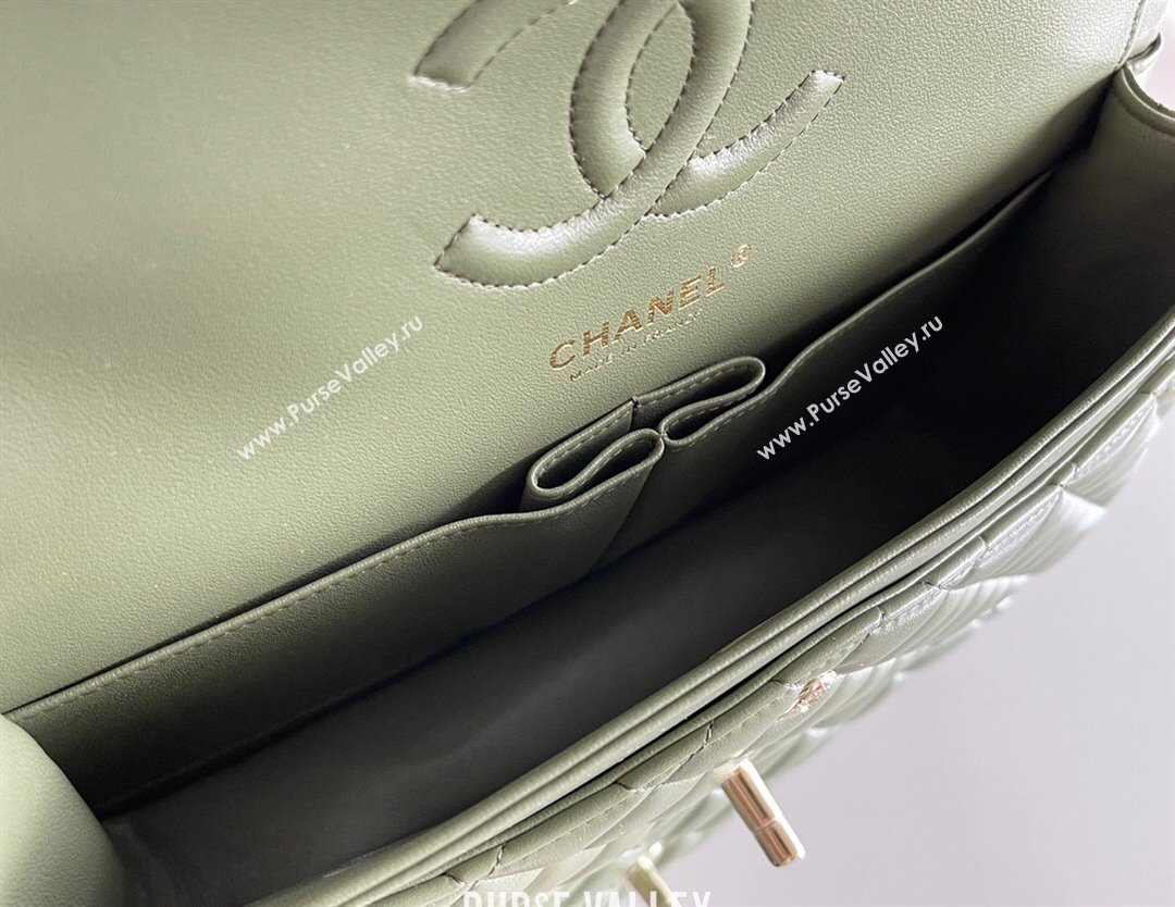 Chanel Quilted Lambskin Medium Classic Flap Bag A01112 Green/Light Gold 2024 Original Quality (MHE-24031410)