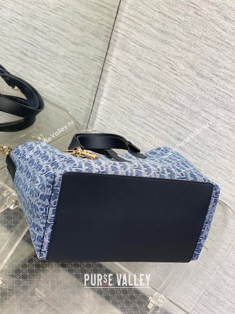 Dior Medium Dior Toujours Bag in Blue Denim Dior Oblique Jacquard 2024 (XXG-24070317)