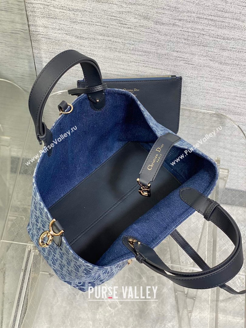 Dior Medium Dior Toujours Bag in Blue Denim Dior Oblique Jacquard 2024 (XXG-24070317)