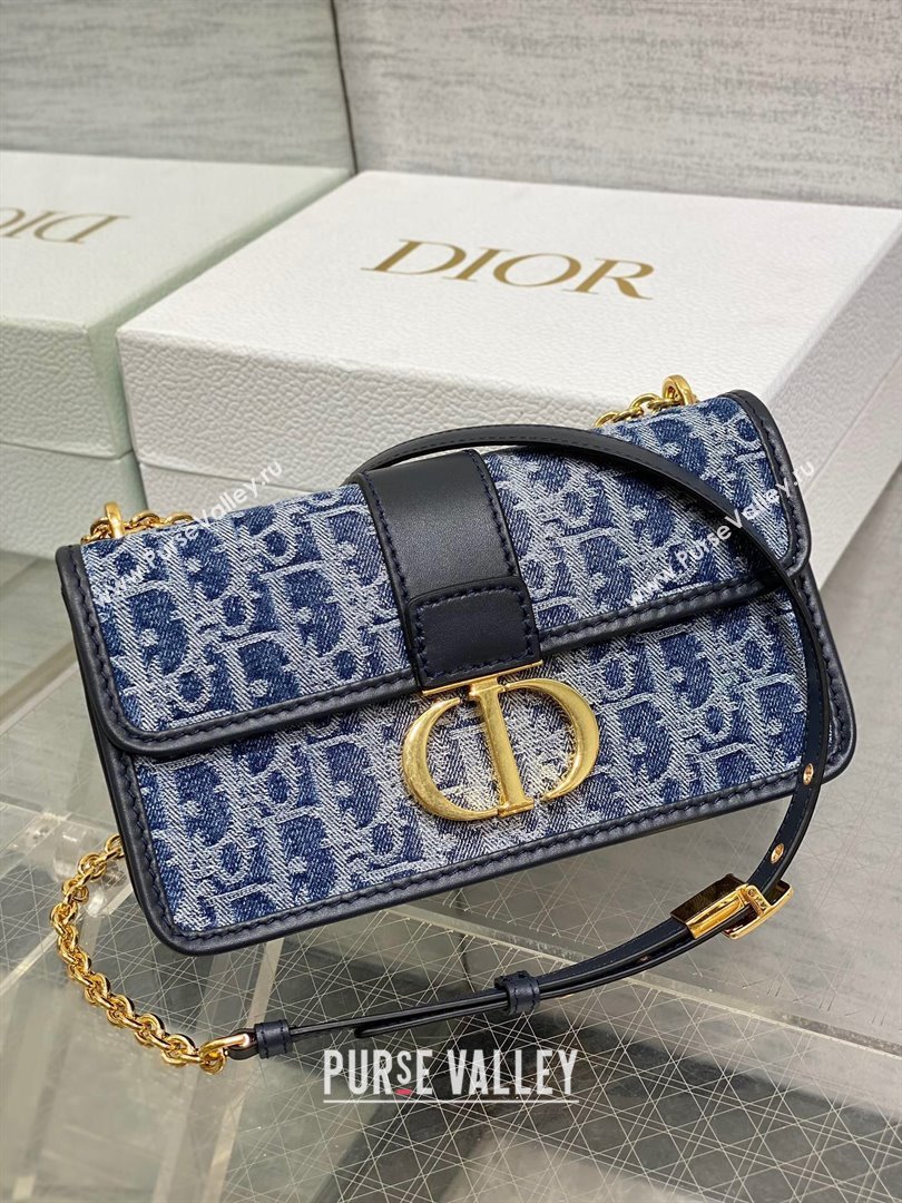 Dior 30 Montaigne East-West Bag with Chain in Blue Denim Dior Oblique Jacquard 2024 (XXG-24070318)