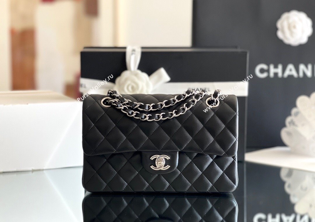 Chanel Quilted Lambskin Small Classic Flap Bag Black/Silver 2024 Original Quality (MHE-24031413)