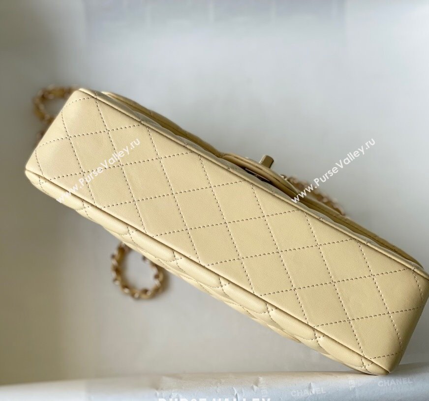 Chanel Quilted Lambskin Classic Medium Flap Bag A01112 Yellow/Light Gold 2021 (SM-210930061)