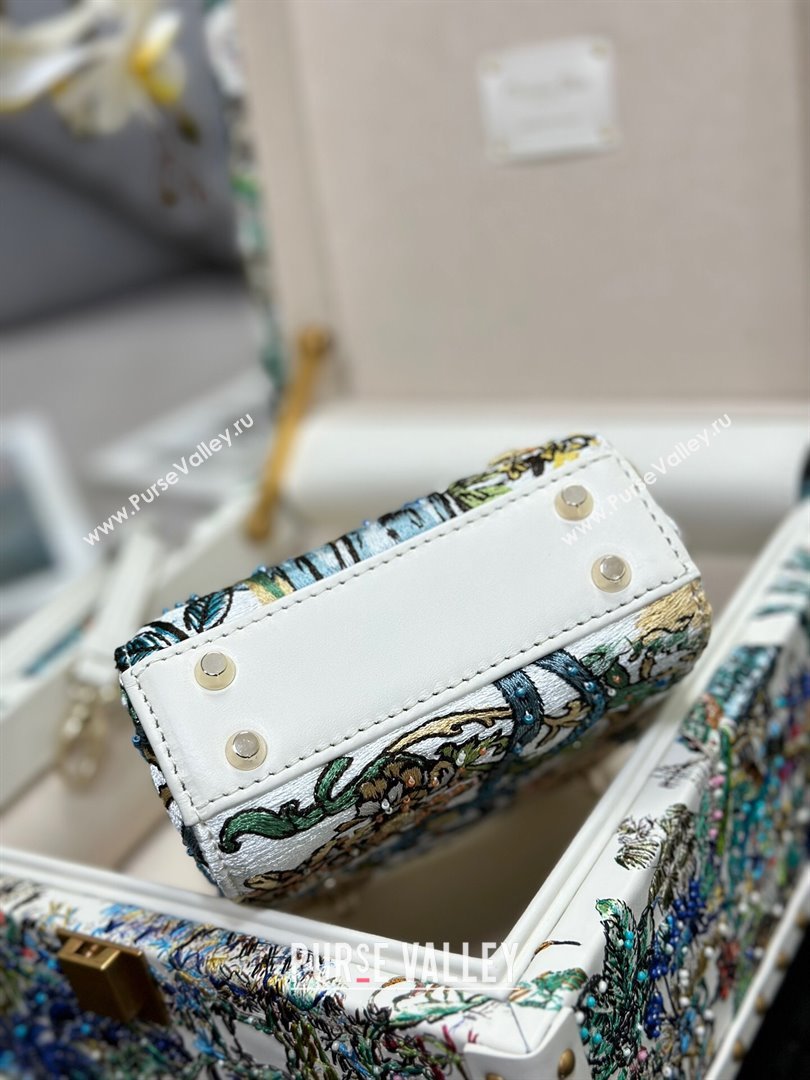 Dior Mini Lady Dior Bag in Lambskin with Elephant Embroidery Limited Edition M0505 White/Green 2024 (XXG-24070322)